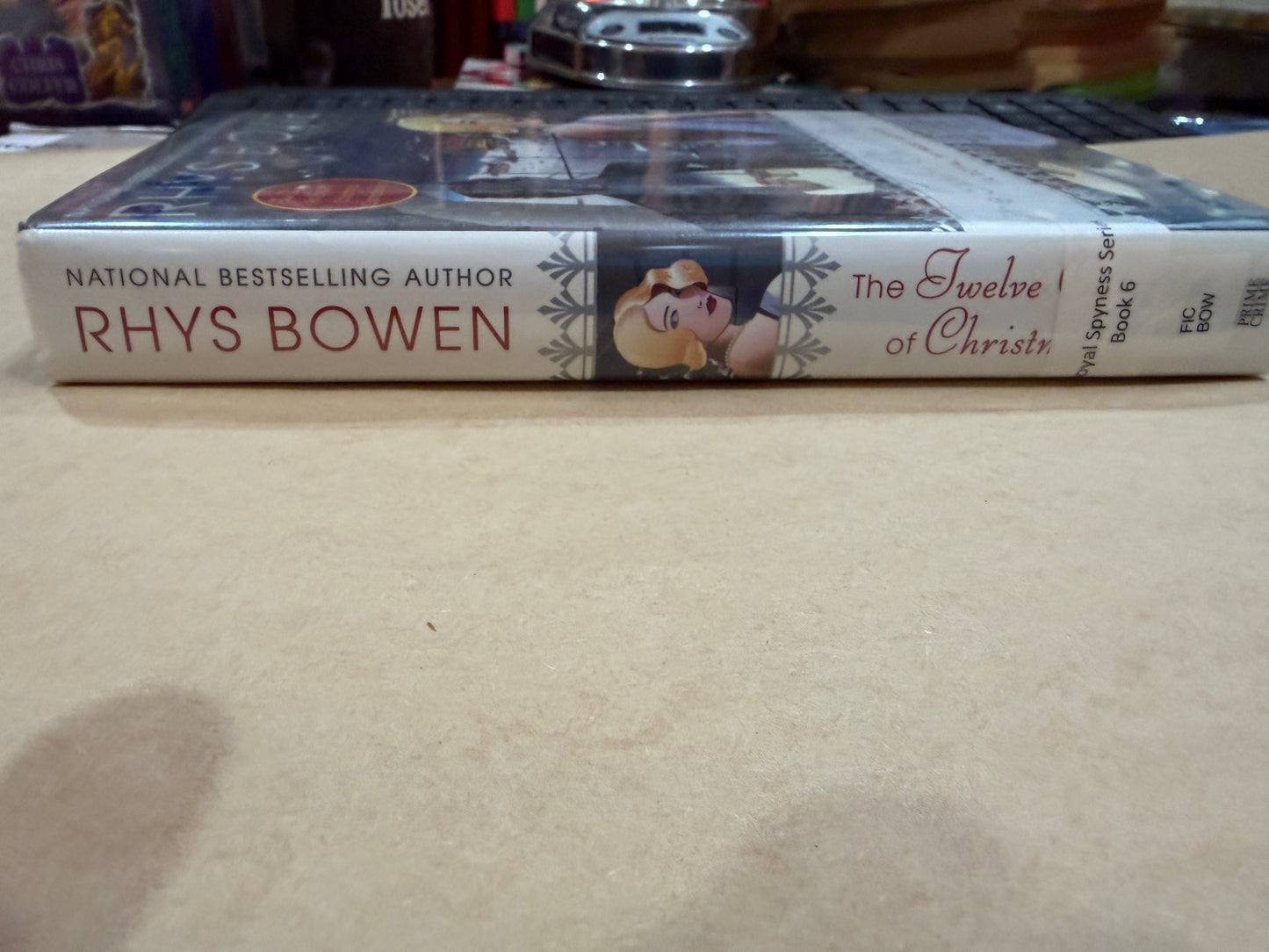 The Twelve Clues of Christmas