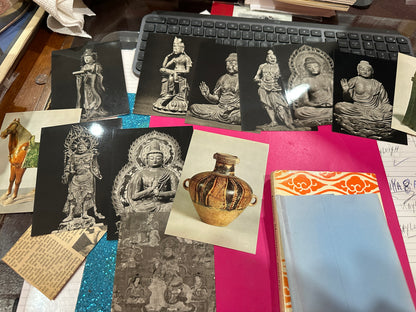 The Connoisseur's Guide to Japanese Museums WITH POSTCARD SET