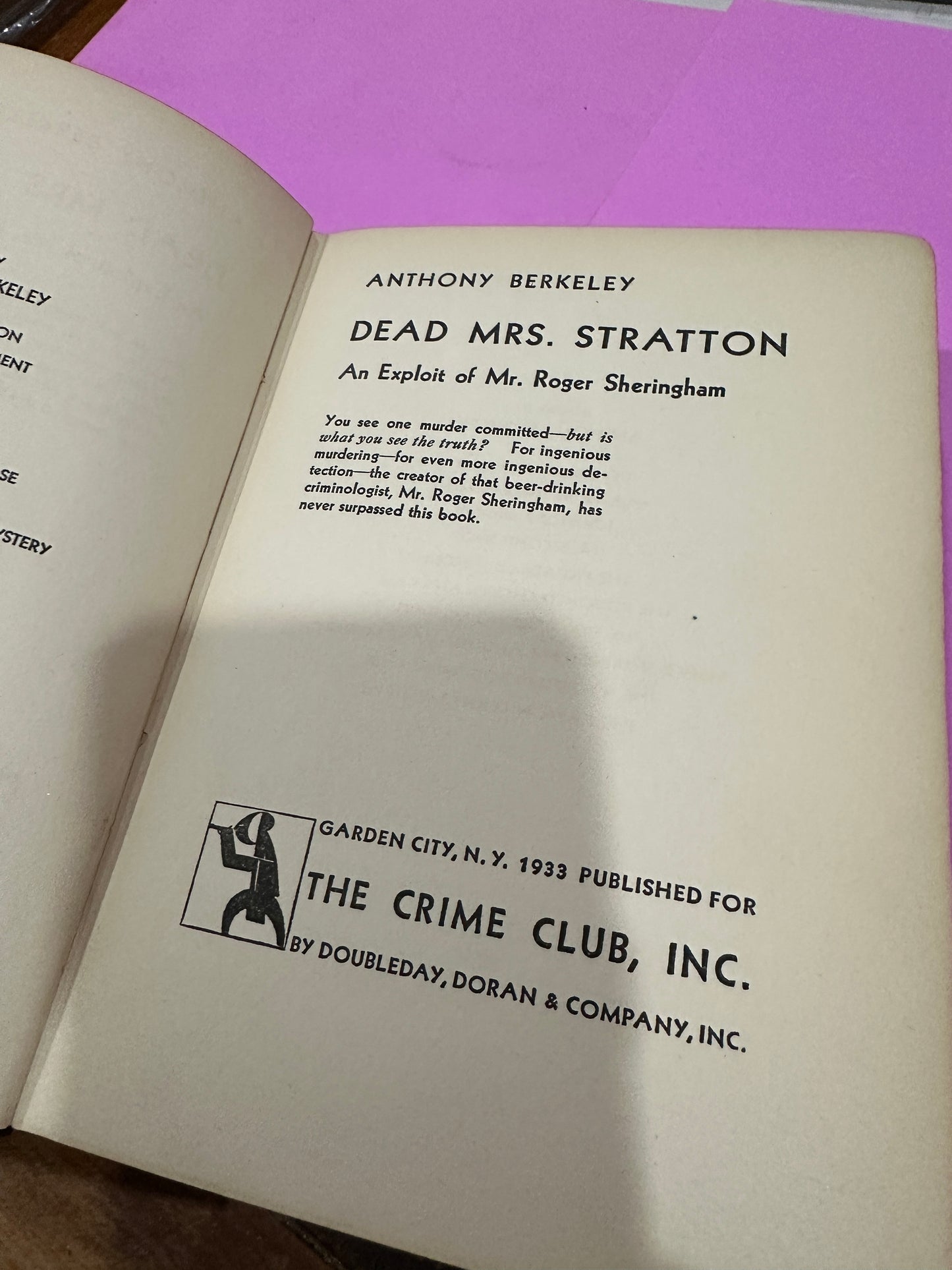 Dead Mrs Stratton