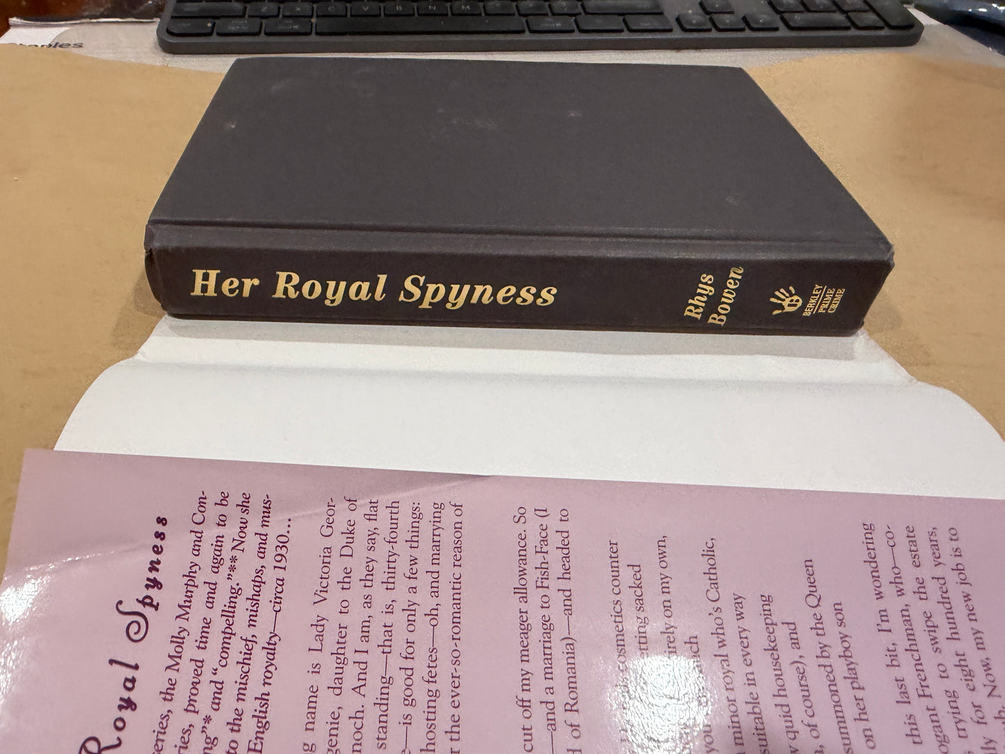 Her Royal Spyness
