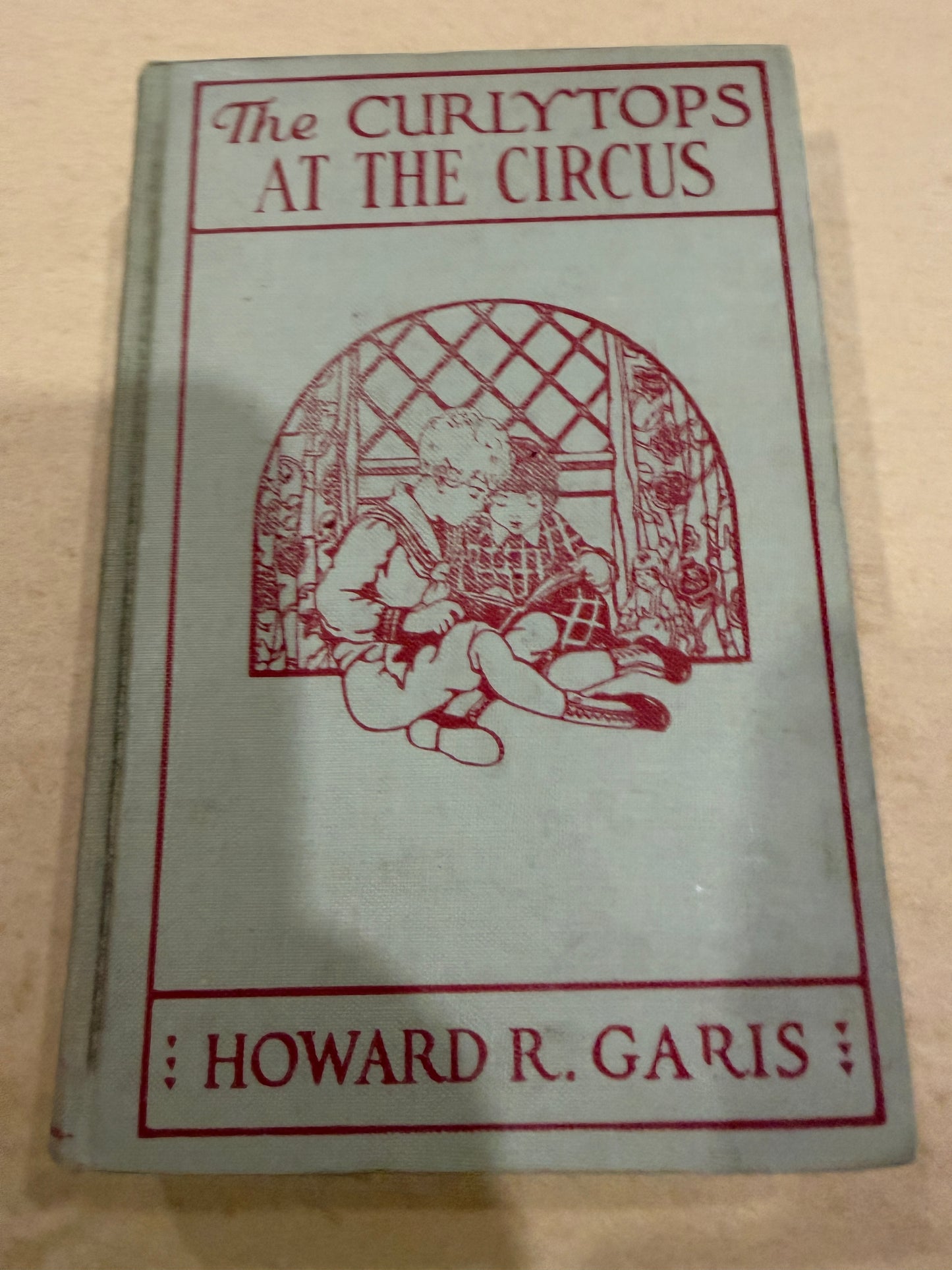 The Curlytops at the Circus
