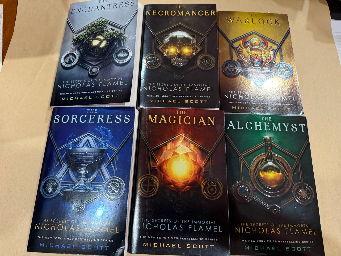 The Secrets of the Immortal Nicholas Flamel ( 6 vol