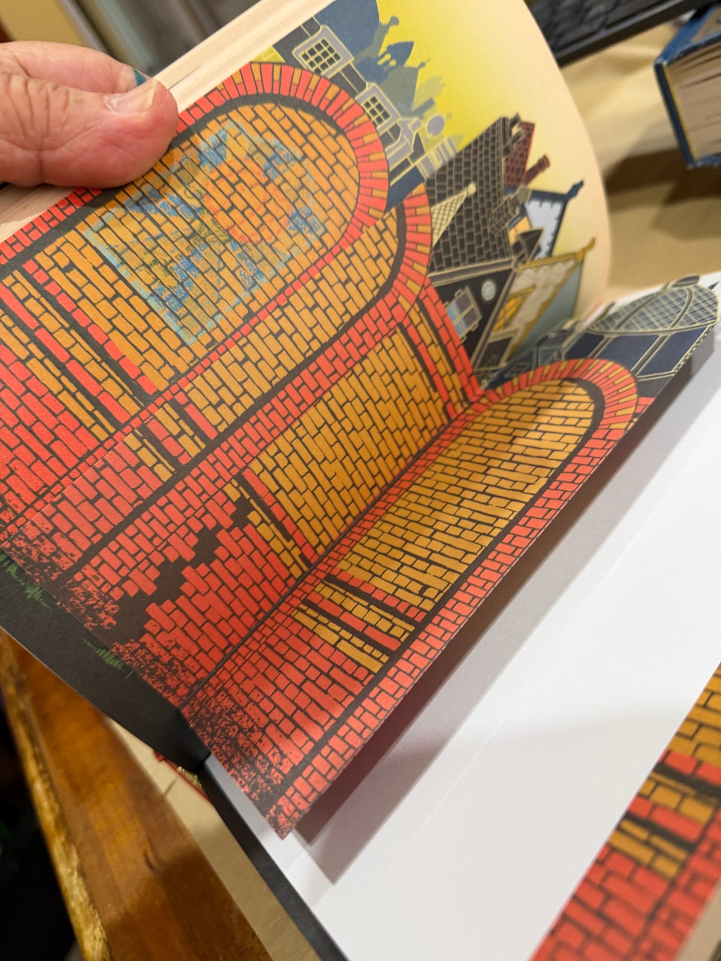 Harry Potter and the Sorcerer's STone  ( Minalima popup )