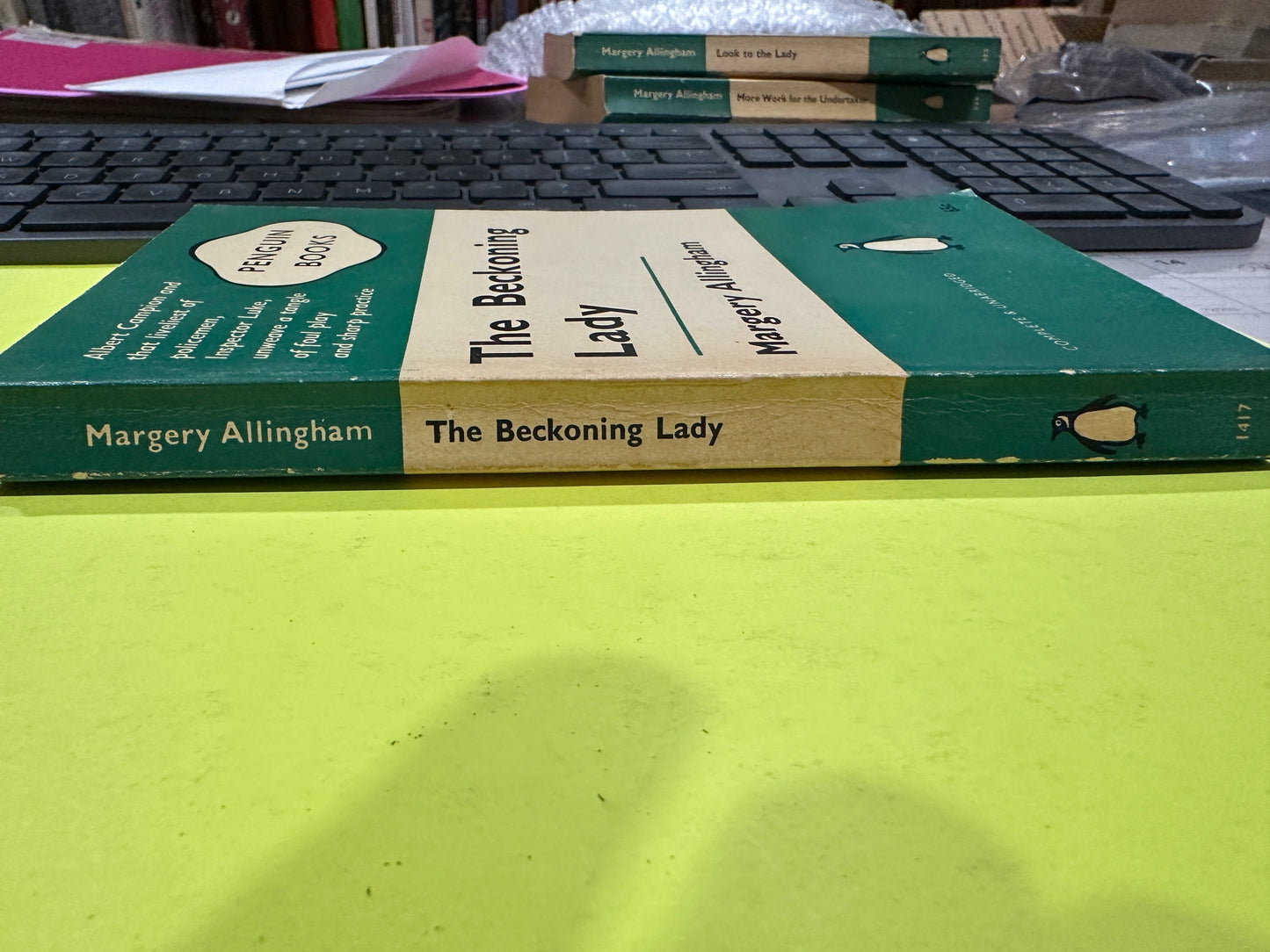 The Beckoning Lady by Margary Allingham