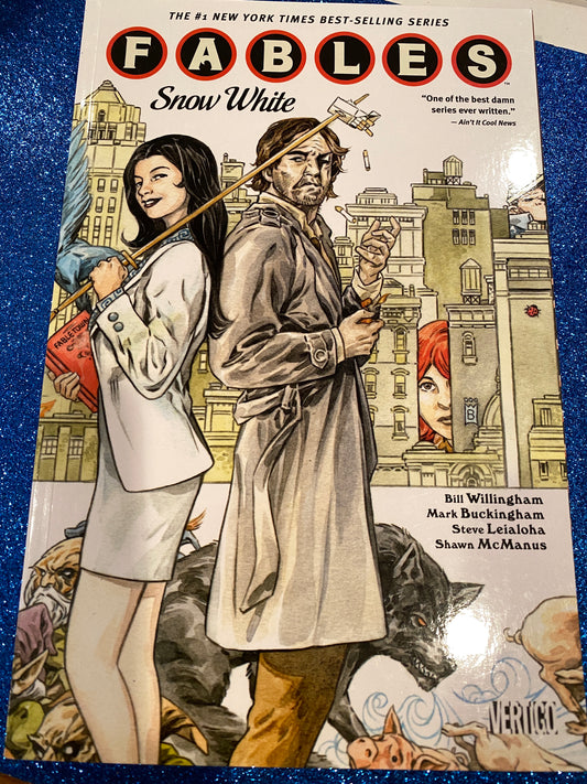 FABLES: SNOW WHITE