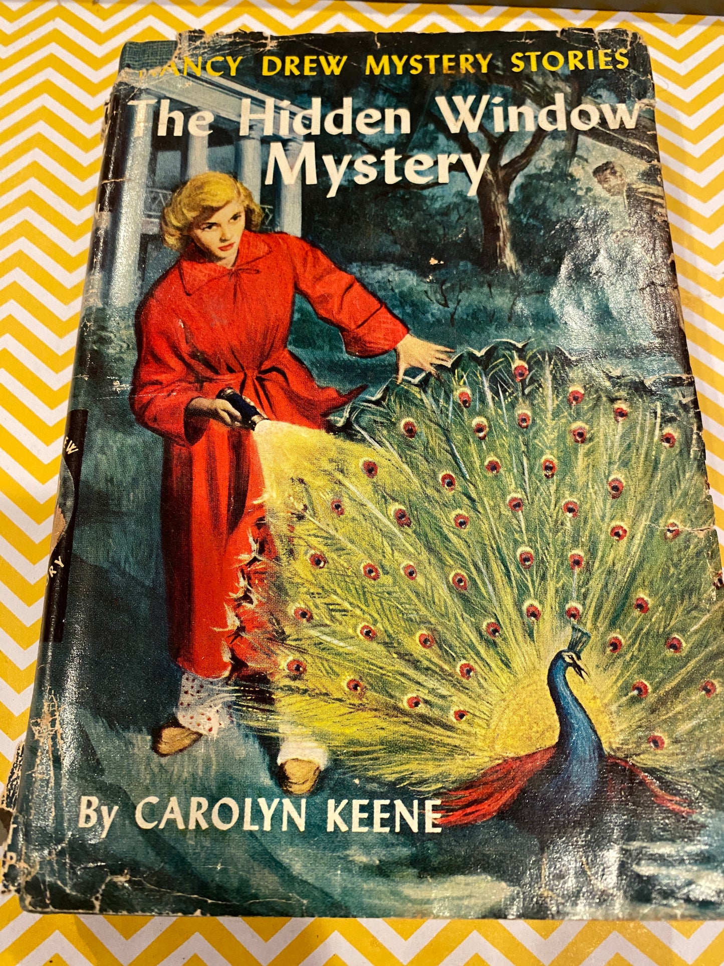 THE HIDDEN WINDOW MYSTERY  (1957a-1) Nancy Drew