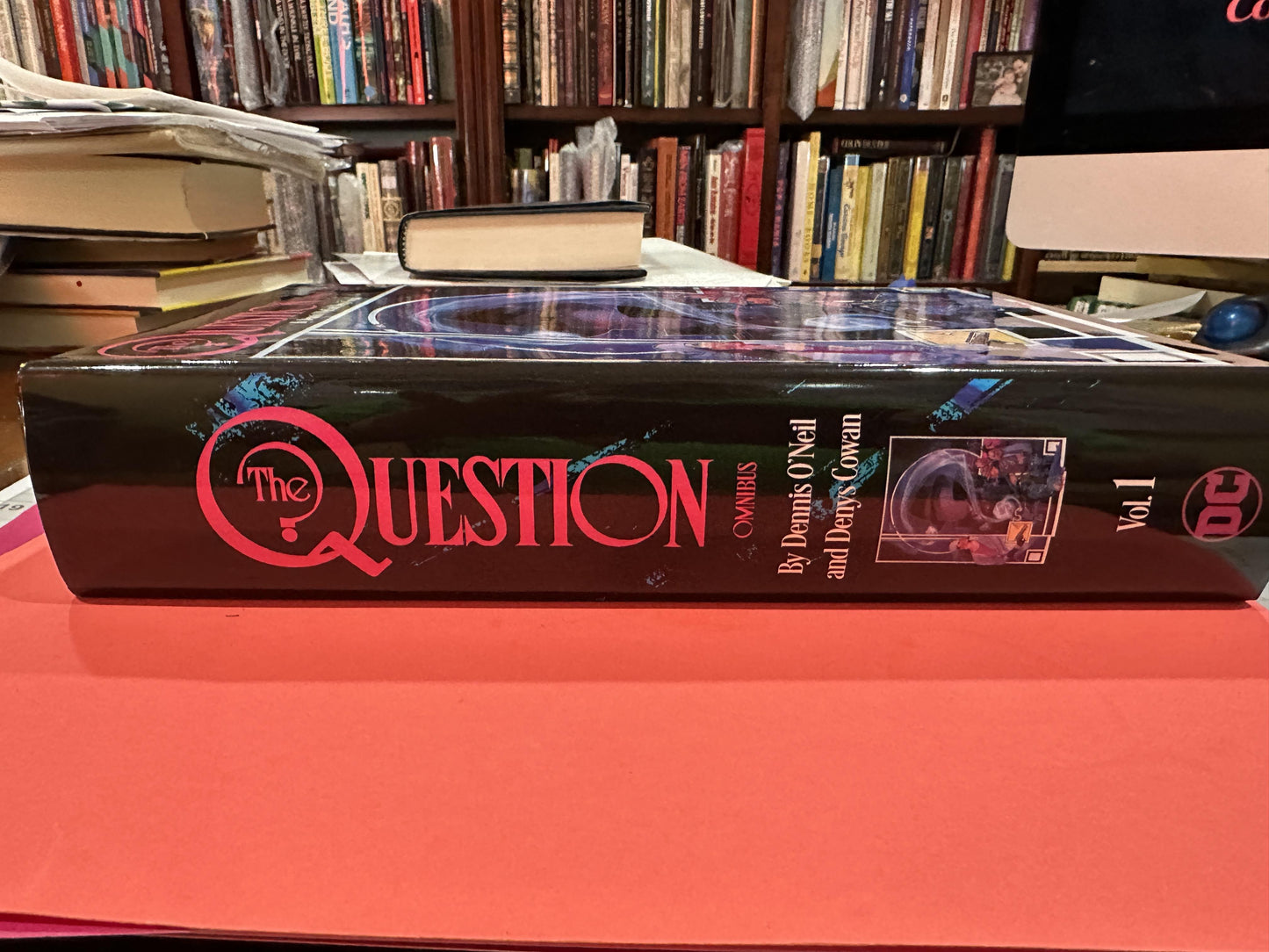The Question vol 1 Omnibus ( 1st printing)