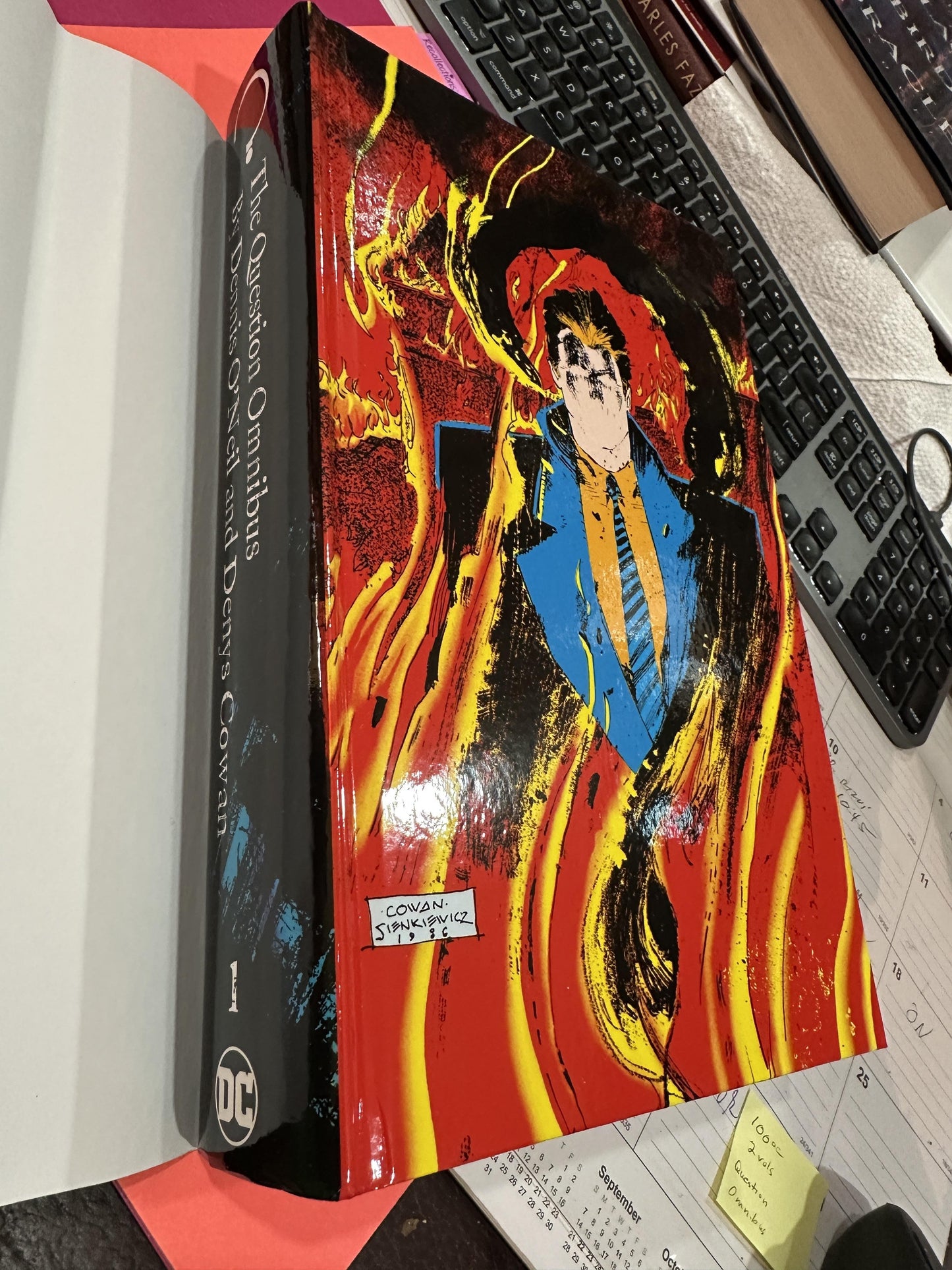 The Question vol 1 Omnibus ( 1st printing)