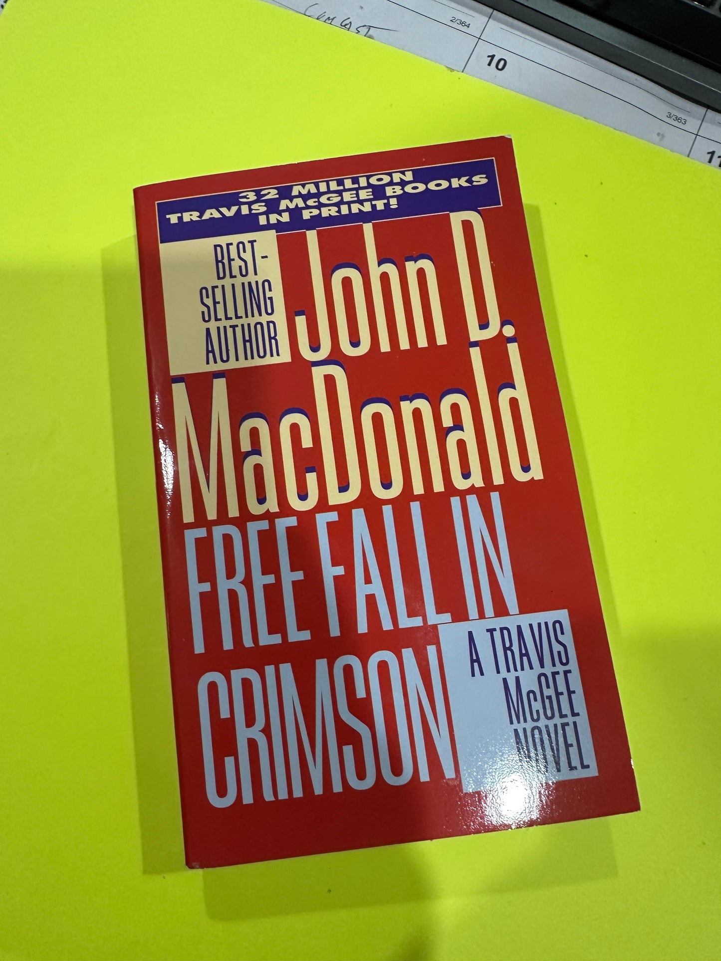 Free Fall in Crimson by John D Macdonald