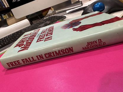 Free Fall in Crimson by John D MacDonald