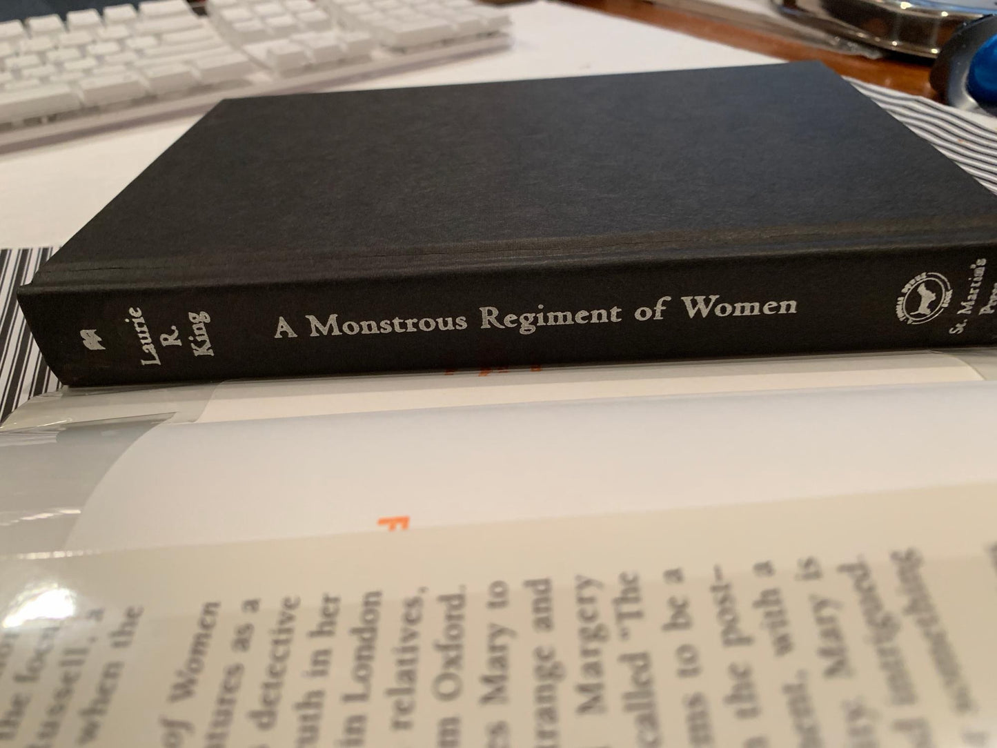 A MONSTROUS REGIMENT OF WOMEN by Laurie R King