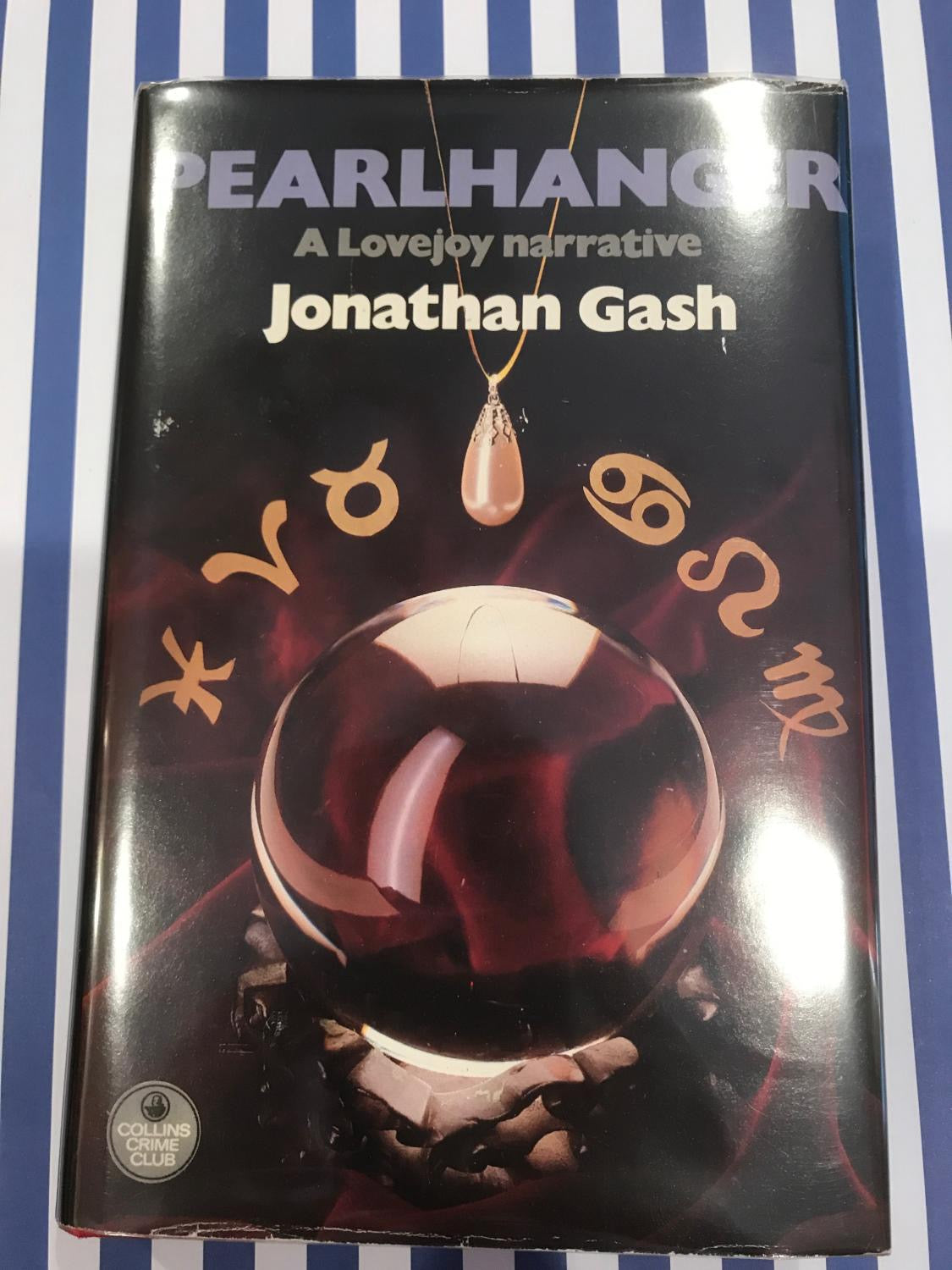 Pearlhanger