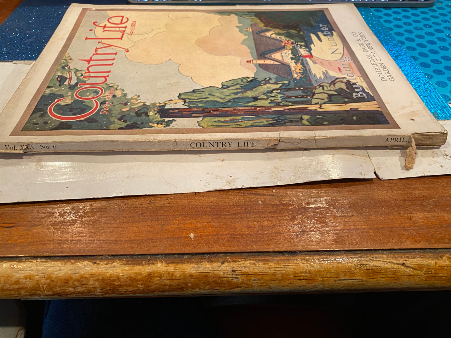 Country Life April 1924